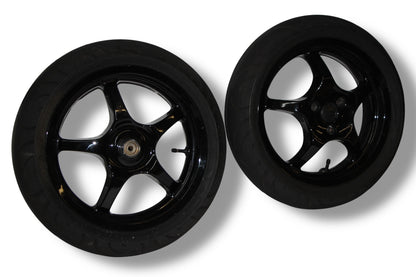Yamaha Aerox Felgen / Reifen