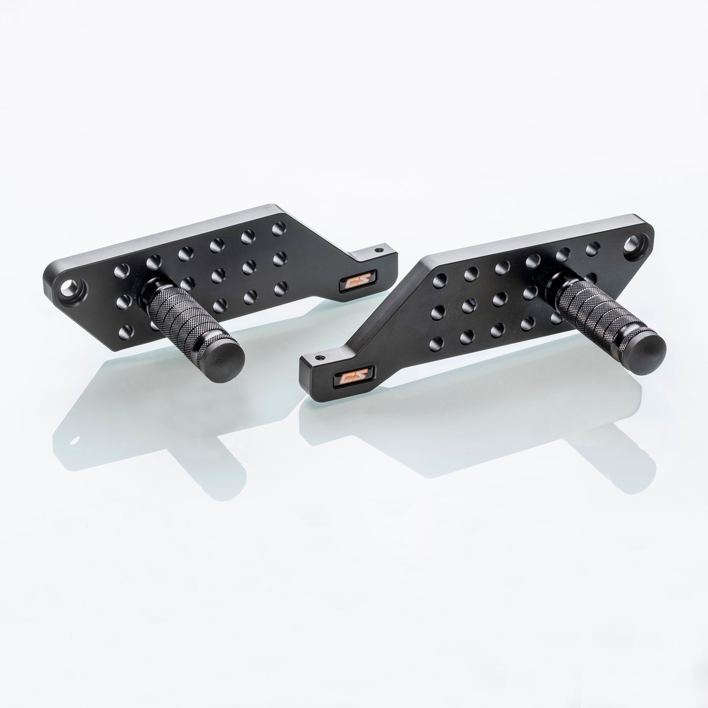 Yamaha Aerox Fußrasten - CNC Aluminium Fußrastenanlage