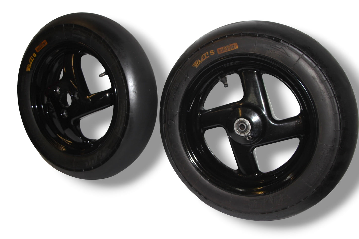 12-inch wheel set / PMT slicks