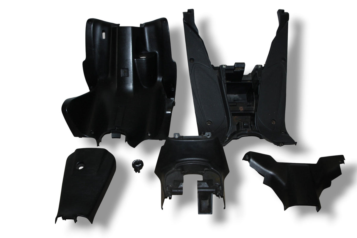 Yamaha Aerox interior