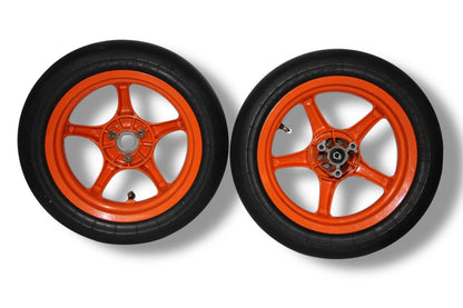 Yamaha Aerox Felgen / Stage6 Slicks