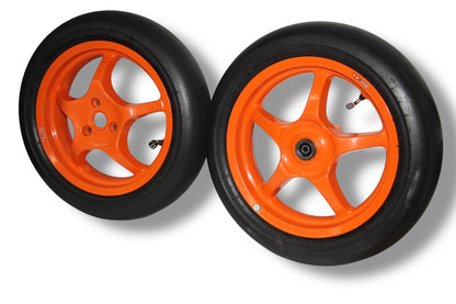 Yamaha Aerox Felgen / Stage6 Slicks