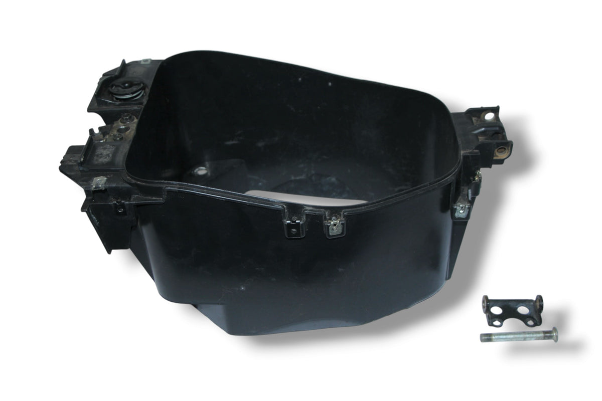 Yamaha Aerox Helmfach / Schloss